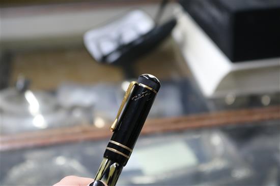 A Montblanc Oscar Wilde Writers Series limited edition fountain pen, with marbled pearl and black resin,